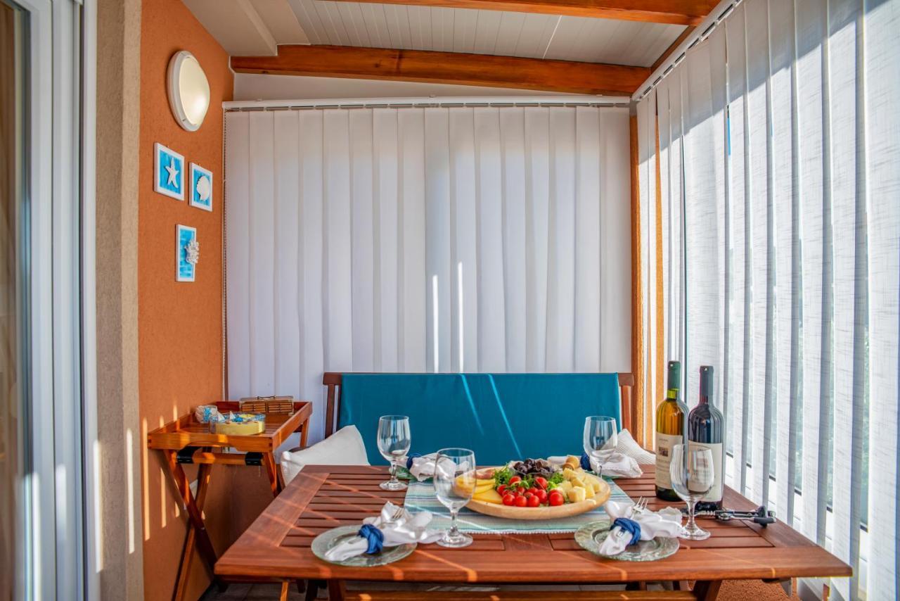 Apartman Maksim Banjole Buitenkant foto