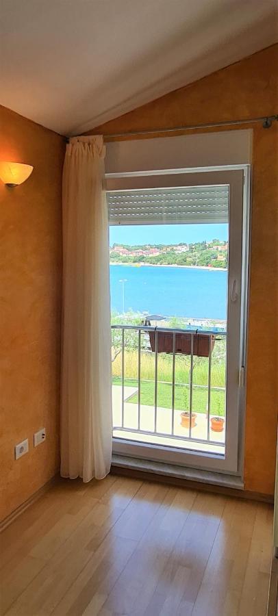 Apartman Maksim Banjole Buitenkant foto