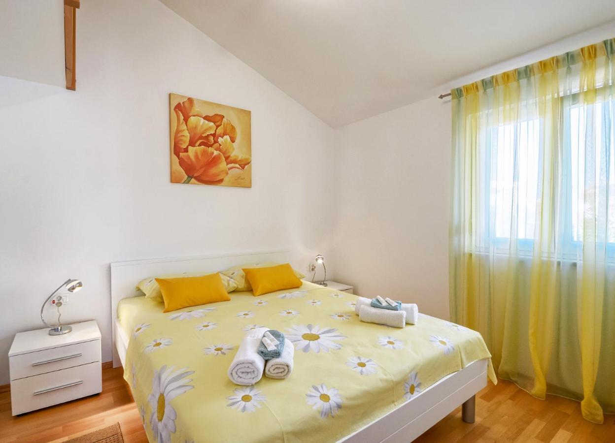 Apartman Maksim Banjole Buitenkant foto